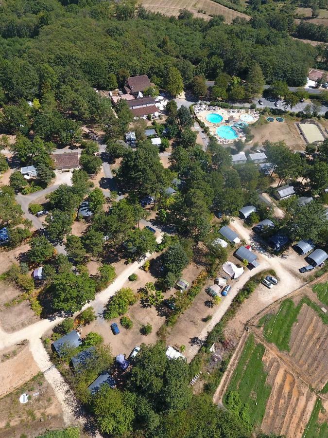 Europe Tents Camping Le Clou Meynard Luaran gambar
